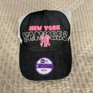 New New Era 9Twenty Youth NYY Yankees trucker hat